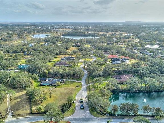 2nd image of 446 Canterwood Dr