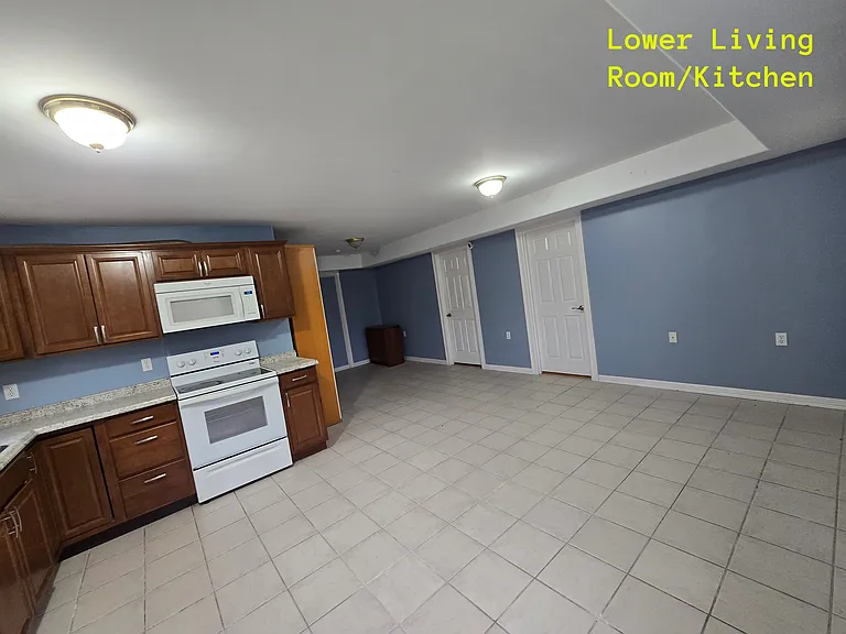 3716 S Willow St — Photo 8