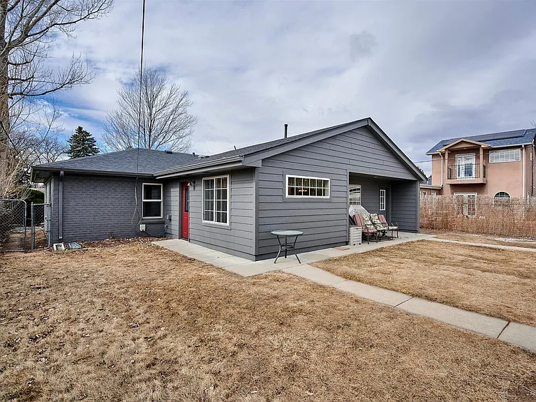 2610 N Cook St — Photo 28