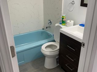 9001 Kickapoo Dr, Saint Louis, MO 63123