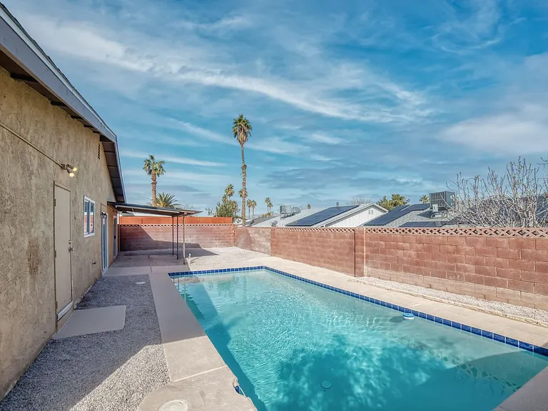 3556 Ruth Dr — Photo 19