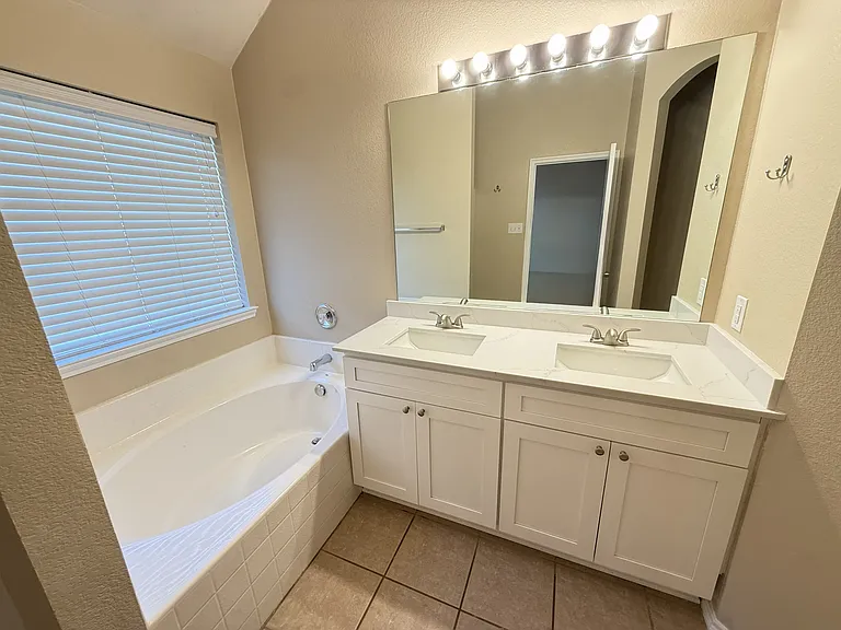 2808 Appaloosa Ct — Photo 22