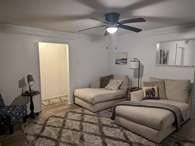 88 Barker St #B — Photo 9