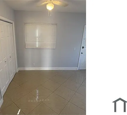 4124 SW 18th St #3 — Photo 6