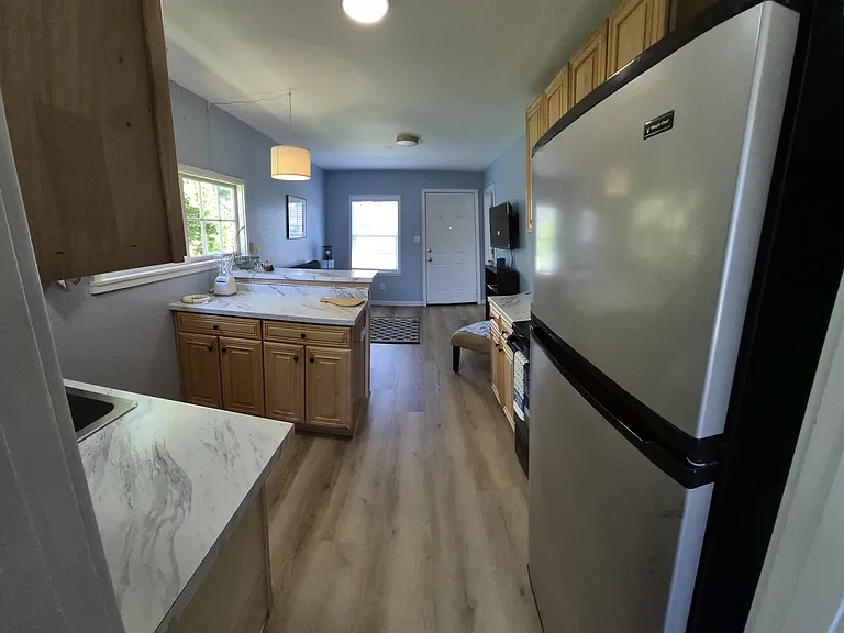 737 Myrtle Ave — Photo 4