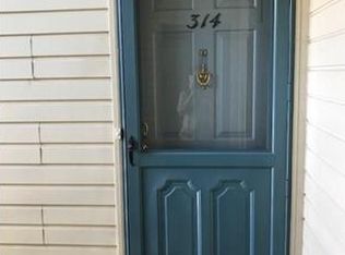 314 Hampshire Ct, Piscataway, NJ 08854