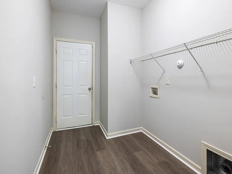 3030 Remington Oaks Cir — Photo 14