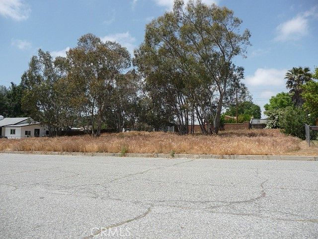 1st image of 0 Sylvan Ave #6