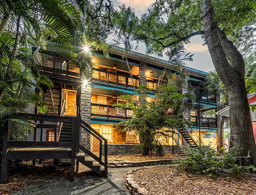 The Vinoy Courtyard Apartments
