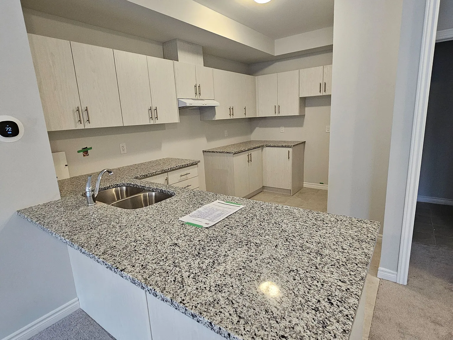 3 bed, $2,599 — Photo 2