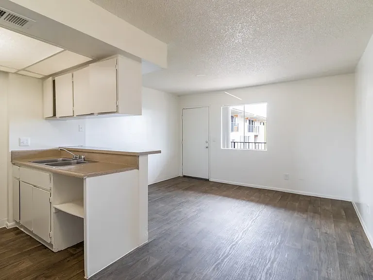 The Residences At Camelback West — Photo 16