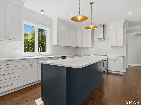2nd image of 360 Taulman Road