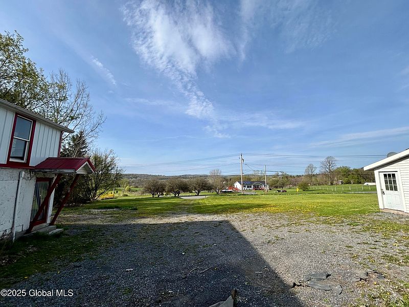 3rd image of 616 Mineral Springs Road