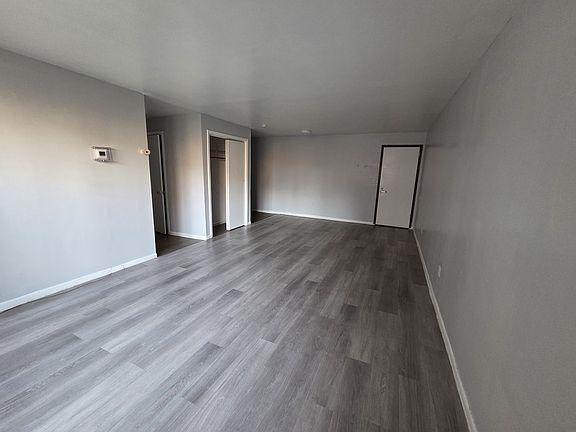 4th image of 17 Marshall St #24