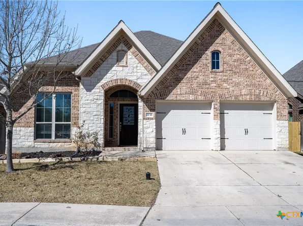 2138 Rustling Way, Seguin, TX 78155
