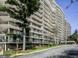3333 University Blvd W APT 304, Kensington, MD 20895