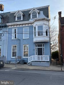 66 W Queen St, Chambersburg, PA, 17201