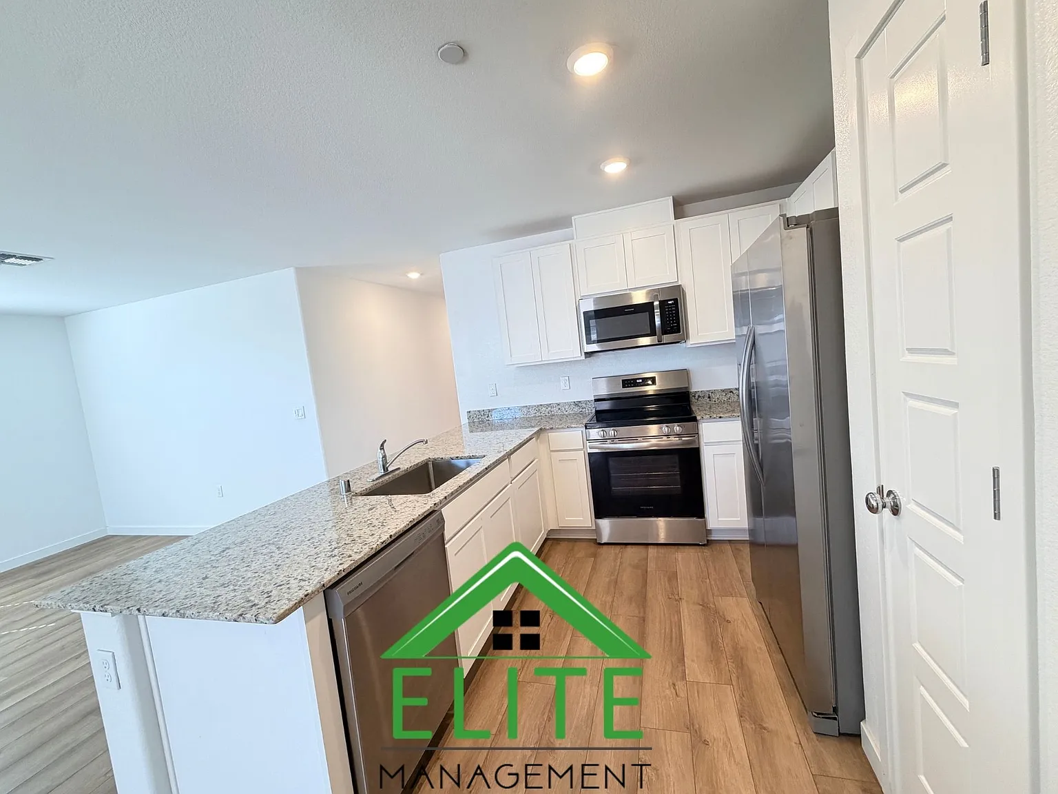 4 bed, 2173 sqft, $1,234 — Photo 3