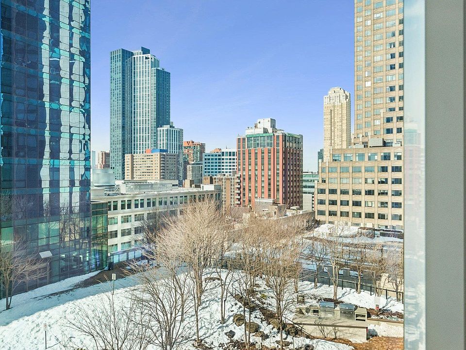 1st image of 77 Hudson St APT 1512