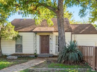 3428 Meadowbrook Dr, Fort Worth, TX 76103