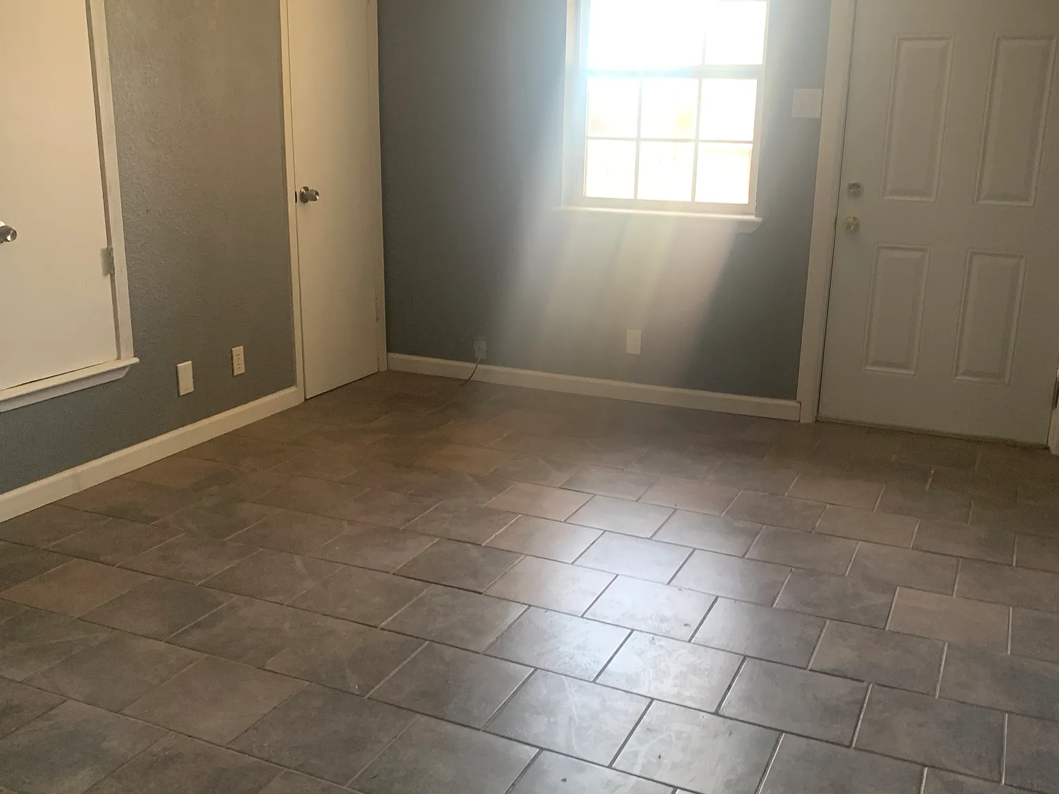 2 bed, 750 sqft, $750 — Photo 4
