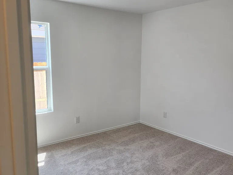 3425 Flicker Ln — Photo 19