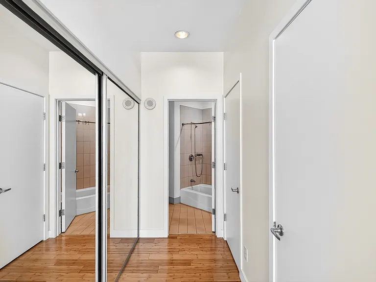 3810 Wilshire Blvd #1405 — Photo 21