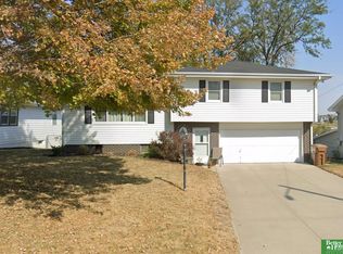 409 N Stark St, Bennington, NE 68007