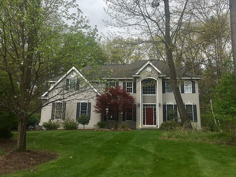 1st image of 45 Vista Dr