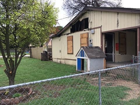5th image of 7103 Parkdale Dr