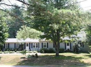 19 N Hill Rd, Westford, MA 01886