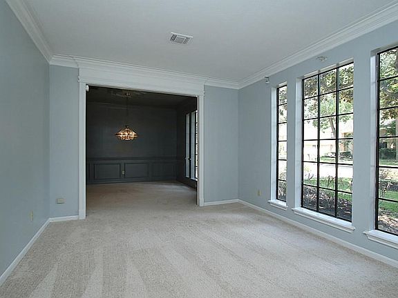 5th image of 5115 Laurelwood Dr