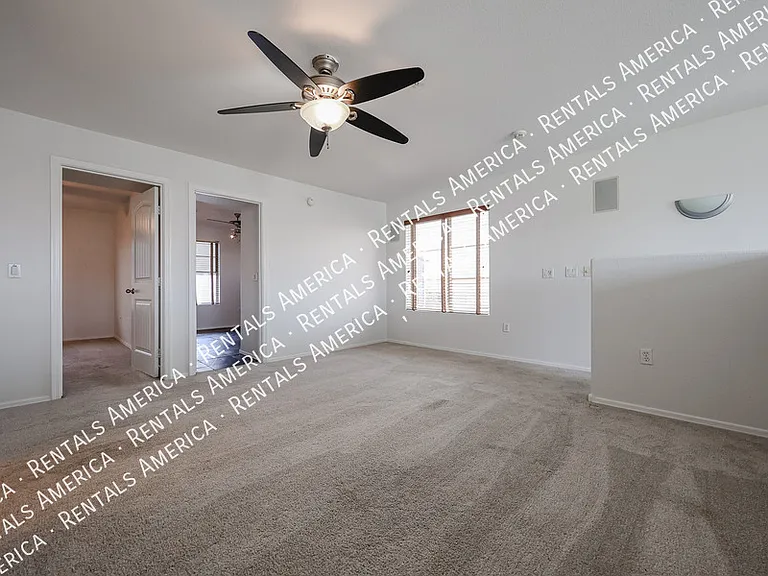 2402 E 5th St #1515 — Photo 29
