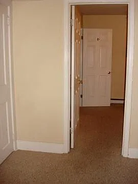 entrance into bedroom