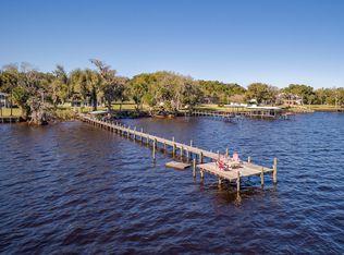 640 Old Highway 17, Crescent City, FL 32112