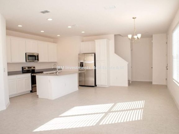 4th image of 8190 Mosaic Ln