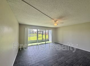 200 Country Club Dr #104-1, Largo, FL 33771
