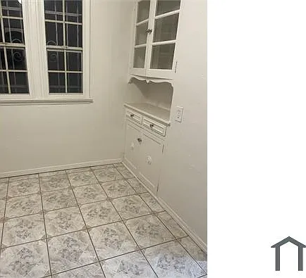 1208 W 81st Pl — Photo 7