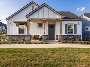 7040 Woodmoor Rd, Fort Worth, TX 76133