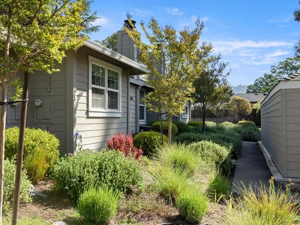343 W Thomson Avenue, Sonoma, CA 95476
