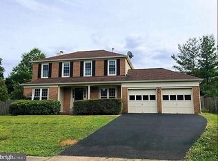 9301 Kilby Glen Dr, Vienna, VA 22182