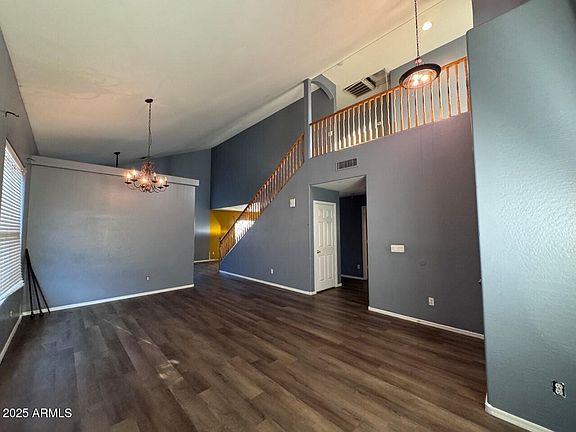 5th image of 3229 S 93RD Avenue