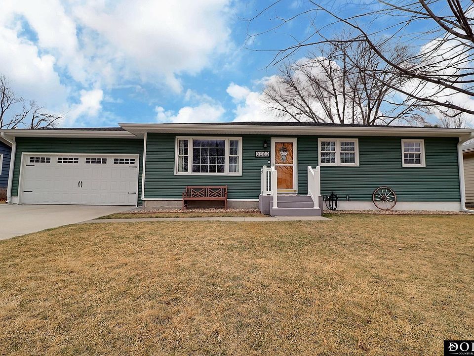 2082 Irene St, Fremont, NE 68025 Zillow