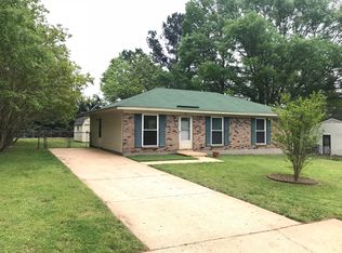 914 Greenview Rd, Collierville, TN 38017