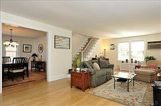 3rd image of 17 Coolidge Ave