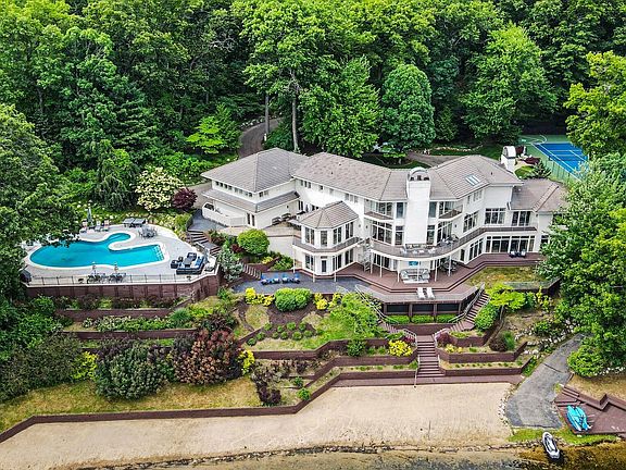 3rd image of 7405 Hidden Cove Pl