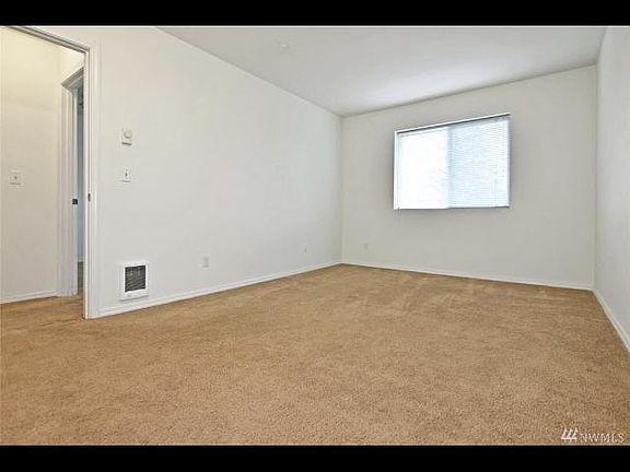 3rd image of 16410 36th Ave W APT D301