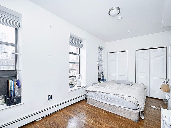 3rd image of 315 W 113th St #4F