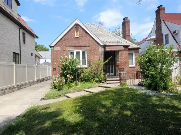 144-33 Coolidge Avenue image 1 of 16