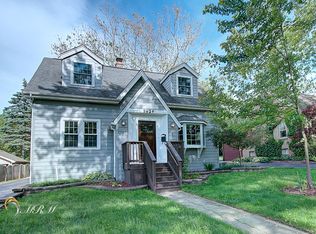 5629 Brookbank Rd, Downers Grove, IL 60516